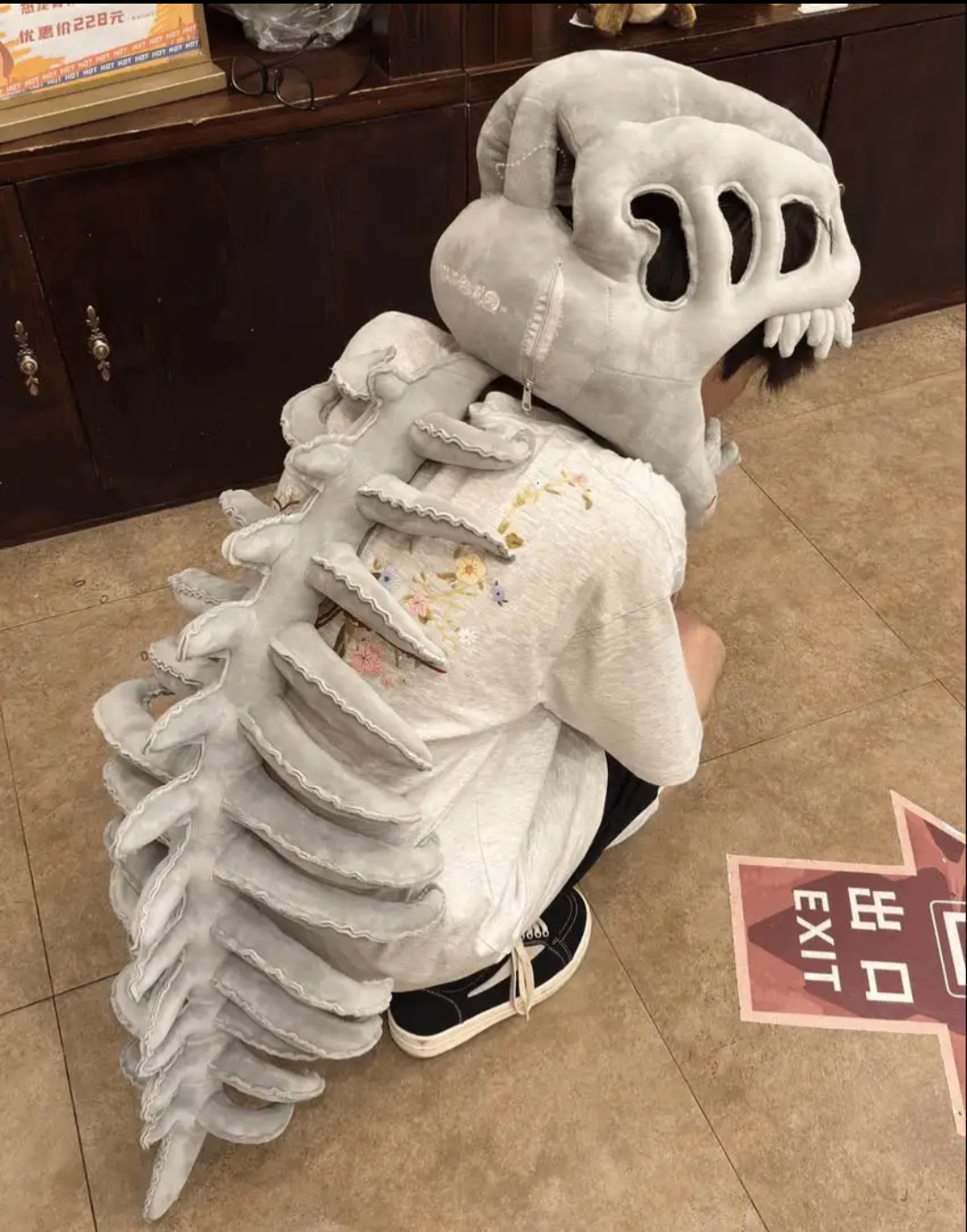Wearable Dinosaur Skeleton Plush Costume – 3D Dino Cosplay Outfit